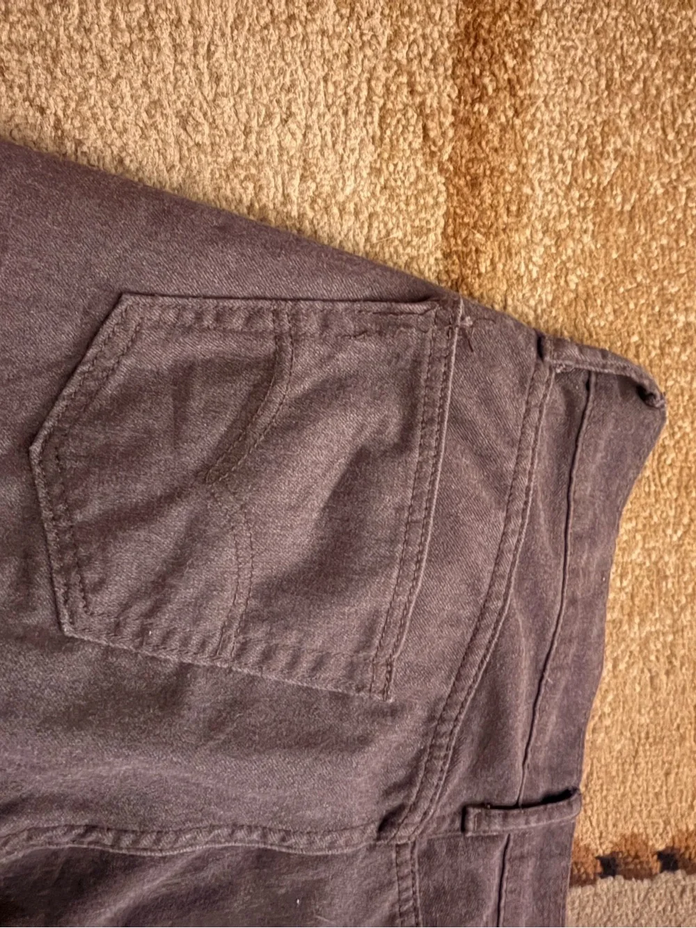 Levi's Men's Chinos in Deep Brown with Leather Patch 34/30